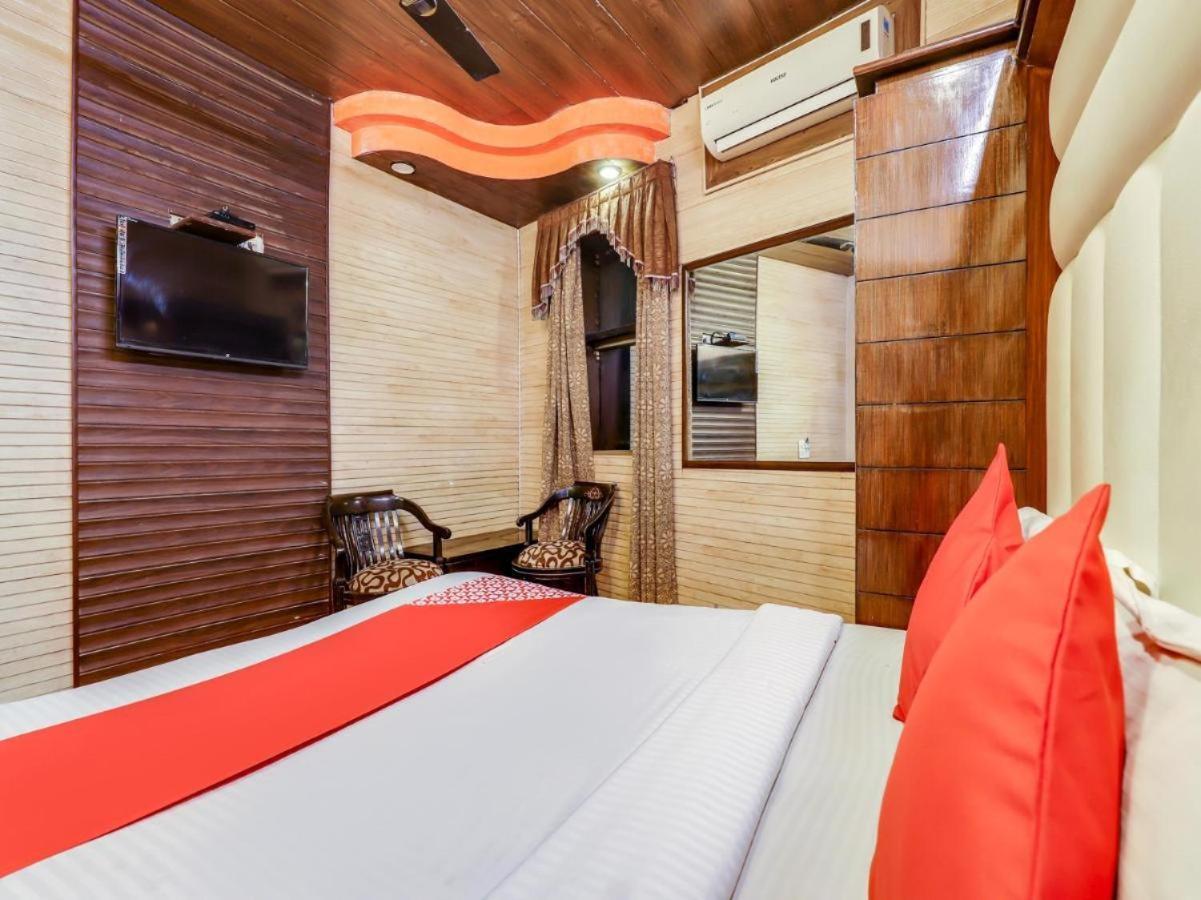 Hotel Roma Deluxe - New Delhi Railway Station 外观 照片