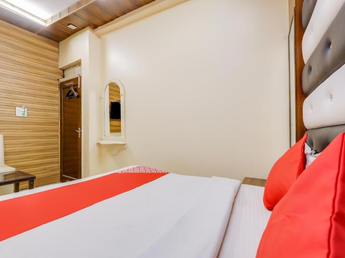 Hotel Roma Deluxe - New Delhi Railway Station 外观 照片